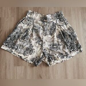 High Waisted H&M Safari Print Shorts, Size US 2
